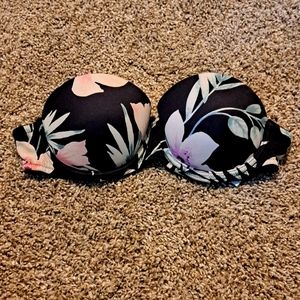 PINK Victoria's Secret Strapless floral Bra 32A